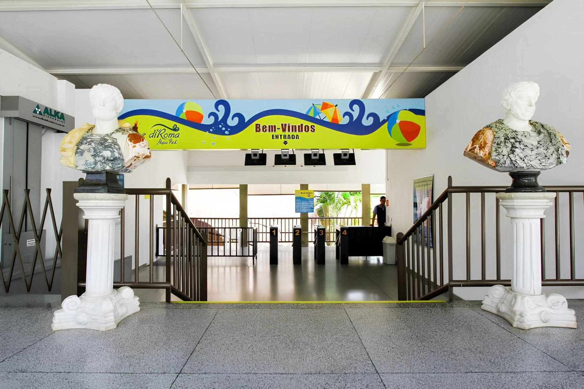 Apartamento Piazza Diroma Com Acesso Ao Acqua Park